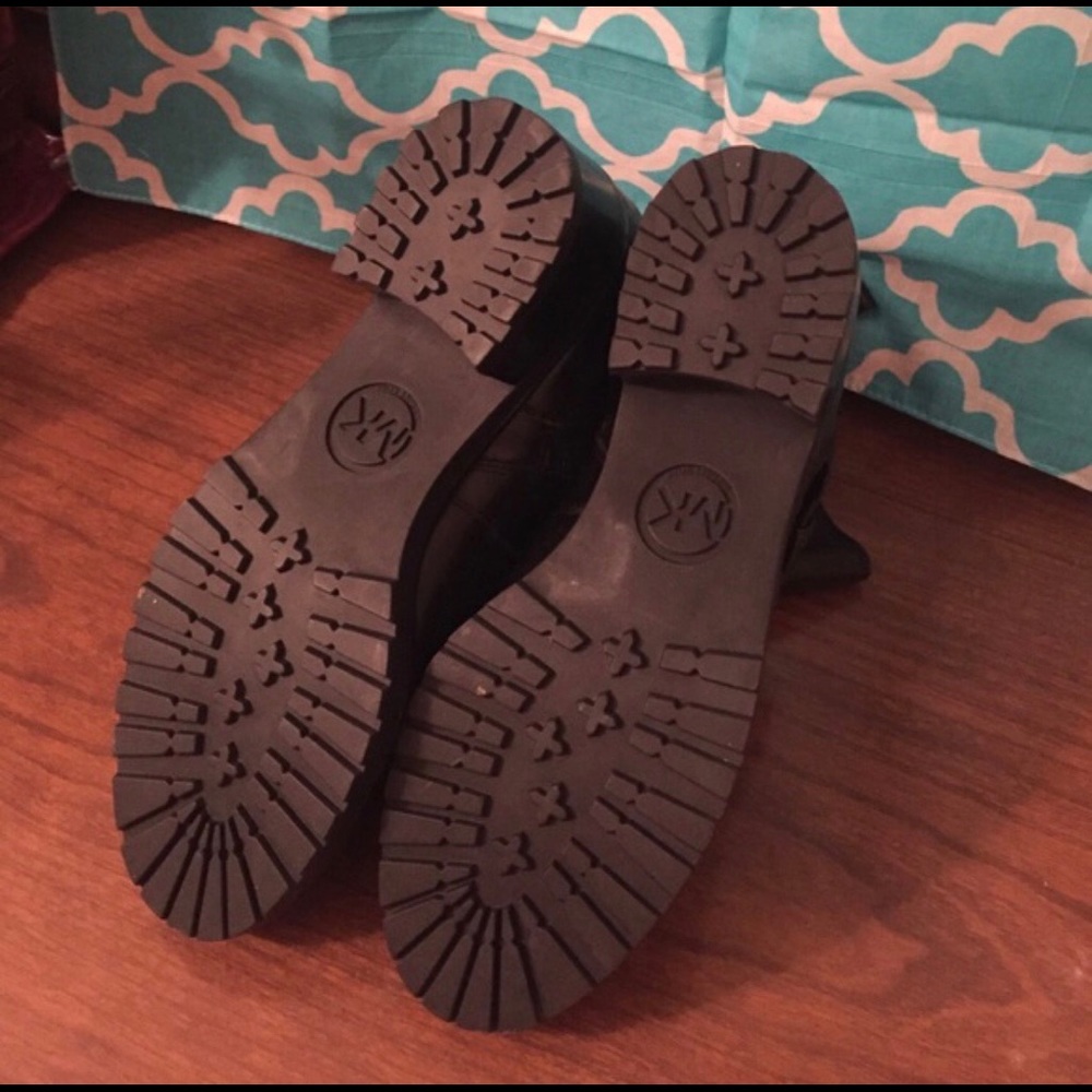 Michael Kors Jet Set black boots, NWOT - Picture 4 of 4